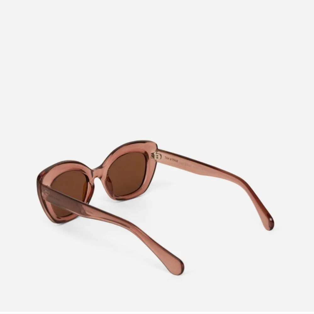 New Matt & Nat Rakel 2 Sunglasses Black/ Brown/ Yellow 5.5" Wide in Seal⦠- Picture 6 of 14